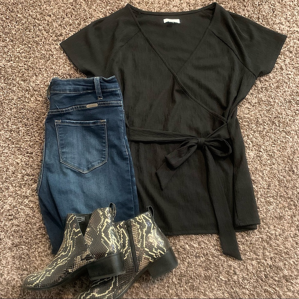 Black Tie Blouse